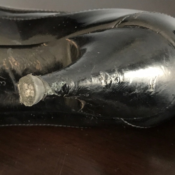 Authentic Burberry black kitten heels - Picture 7 of 7